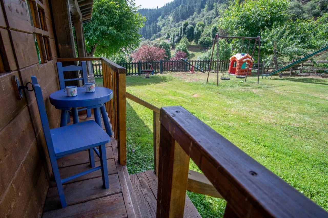 Viviendas El Barrio Cabezón de Liébana Exteriör bild