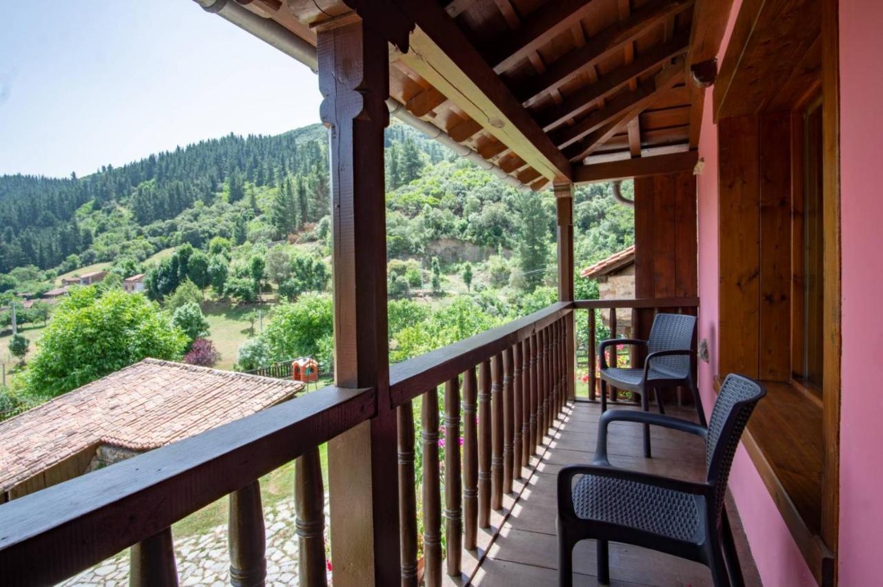 Viviendas El Barrio Cabezón de Liébana Exteriör bild