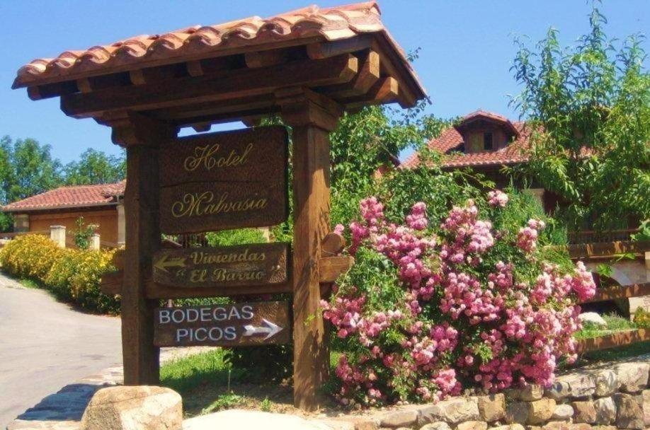 Viviendas El Barrio Cabezón de Liébana Exteriör bild