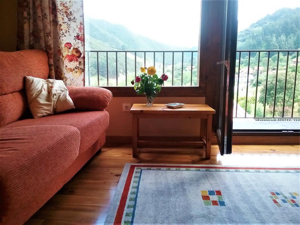 Viviendas El Barrio Cabezón de Liébana Exteriör bild